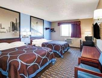 Super 8 By Wyndham Roseville/Detroit Area Номер фото